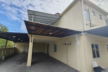 Jalan Spektrum U16 @ Taman Bukit Subang