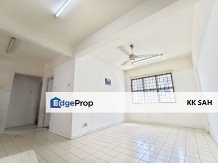 (READY MOVE IN + CORNER LOT) PANGSAPURI PRIMA CEMPAKA @ KAJANG, Selangor, Kajang