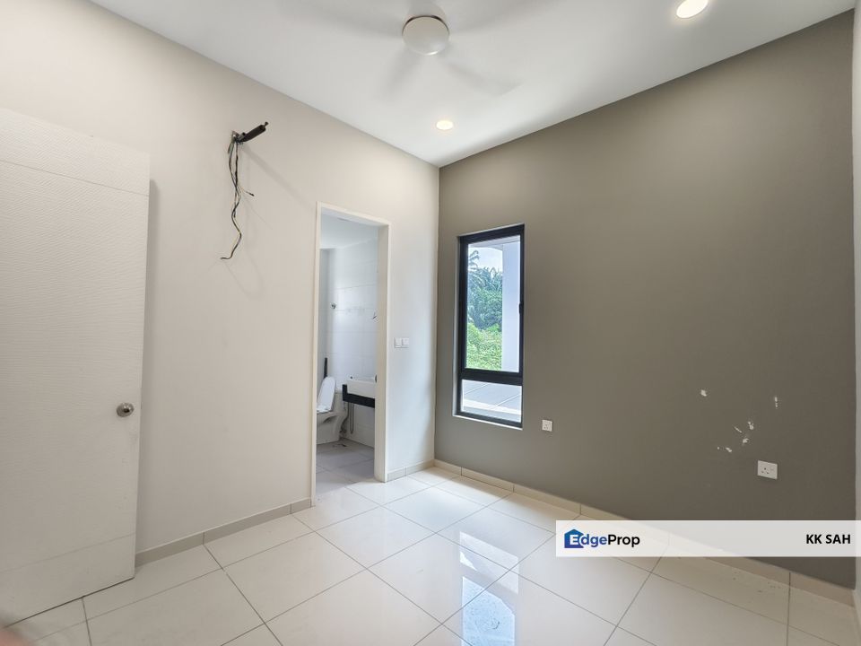 (KITCHEN FULLY EXTENDED) 2 STOREY SEMI-D @ GREENS VILLE, SEMENYIH, Selangor, Semenyih