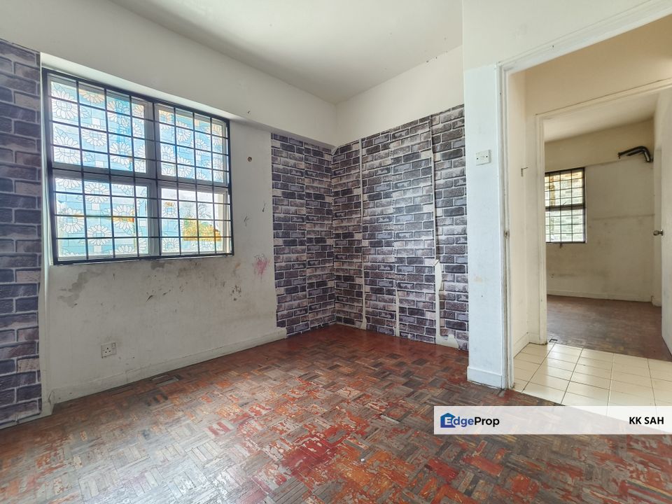 (FULL LOAN CORNER LOT) PANGSAPURI PRIMA CEMPAKA @ KAJANG, Selangor, Semenyih