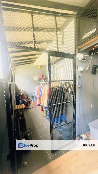 (FULL LOAN + RENOVATED) 2 STOREY @ TAMAN MUTIARA RINCHING, SEMENYIH, Selangor, Semenyih