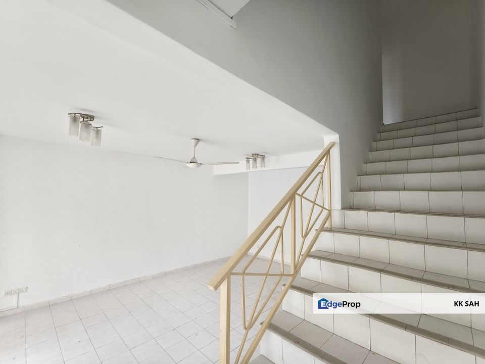 (FULL LOAN) 2 STOREY HOUSE @ TAMAN SERI EMAS, KAJANG, Selangor, Kajang