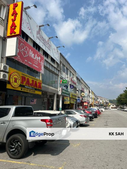 (4 UNITS ADJOINING) 3 STOREY SHOP @ KAJANG TOWN, KAJANG, Selangor, Kajang