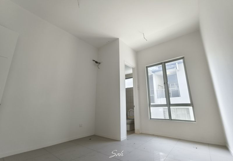 Lakefield Residences, Tropicana Heights