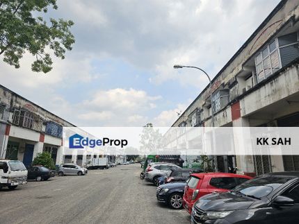 1.5 STOREY TERRACE FACTORY @ TAMAN INDUSTRI BALAKONG JAYA, Selangor, Balakong