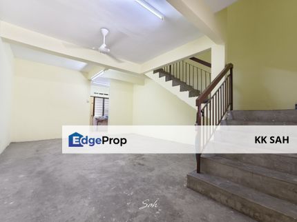 (READY MOVE IN) 2 STOREY TERRACE @ TAMAN JAYA 2, SEMENYIH, Selangor, Semenyih