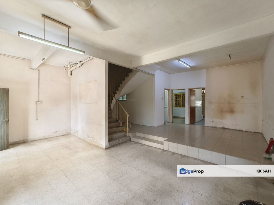 (MRT STATION + FACING OPEN) 2 STOREY SUPERLINK @ TAMAN SRI REKO, KAJANG, Selangor, Kajang