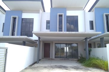 Kajang East - Precinct 1 (fasa 3b)