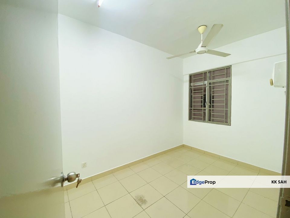(FULL LOAN FULLY FURNISHED) PEARL AVENUE @ KAJANG, Selangor, Kajang