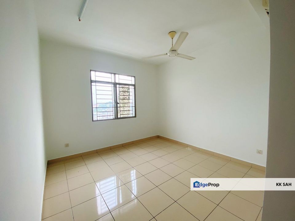 (FULL LOAN FULLY FURNISHED) PEARL AVENUE @ KAJANG, Selangor, Kajang