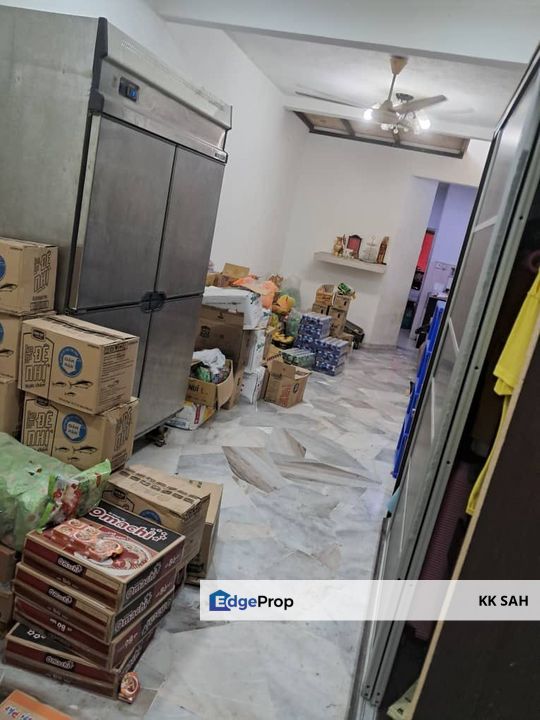 (KITCHEN FULLY EXTENDED) 1 STOREY @ TAMAN KINRARA (SEKSYEN 1), Selangor, Puchong