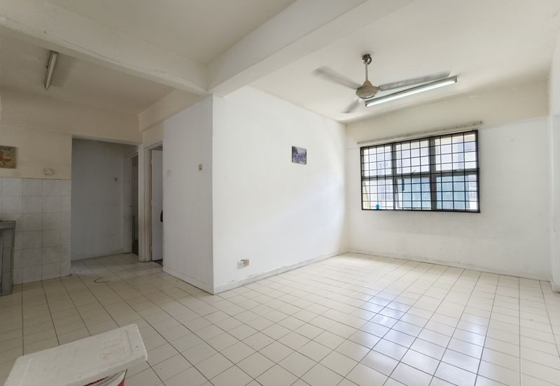 Taman Kajang Sentral (TKS Business Centre)