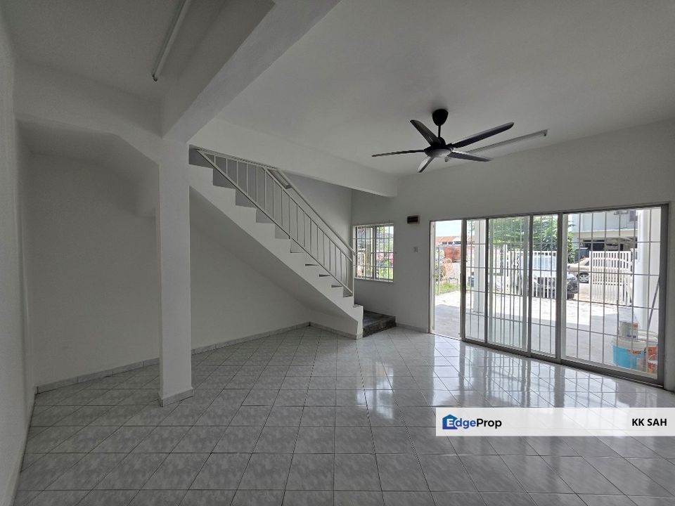(FULL LOAN GOOD CONDITION) 2 STOREY @ BANDAR RINCHING, SEMENYIH, Selangor, Semenyih