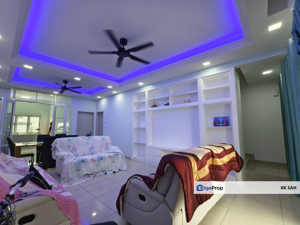 (FULLY RENOVATED + FURNISHED) 2 STOREY @ TAMAN SEMPURNA DAMAI, SEMENYIH, Selangor, Semenyih