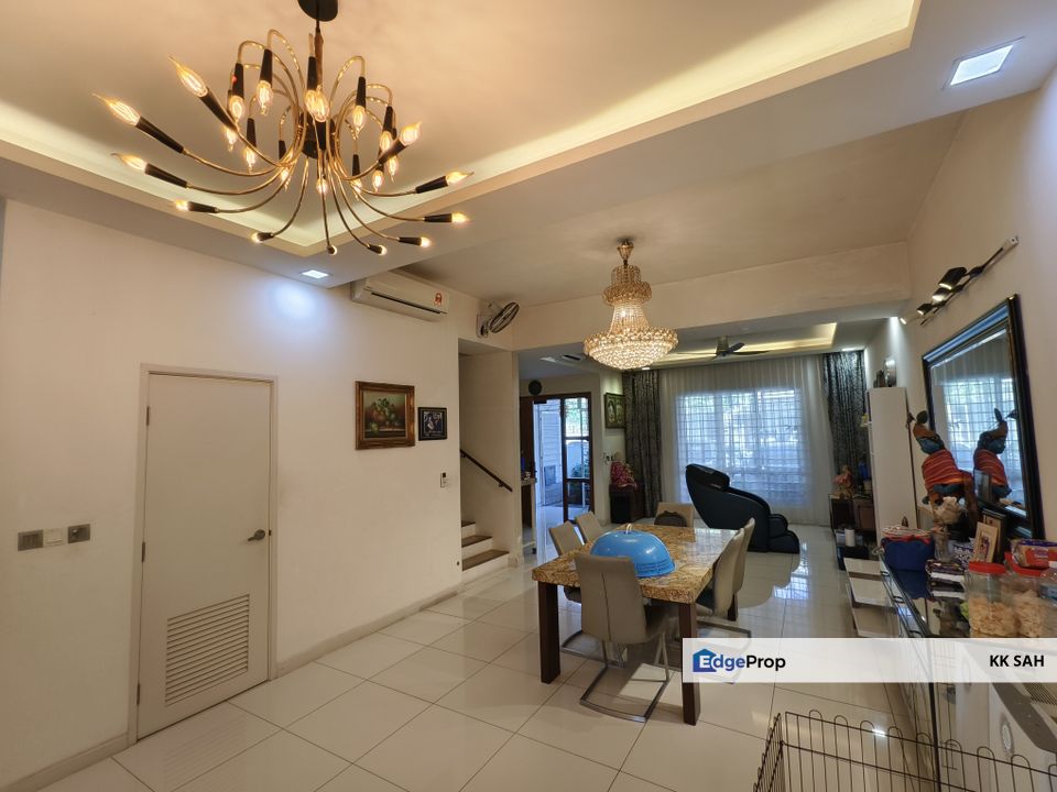 (FULL LOAN 22x75 RENOVATED) 2 STOREY SUPERLINK @ TROPICANA HEIGHTS, Selangor, Kajang