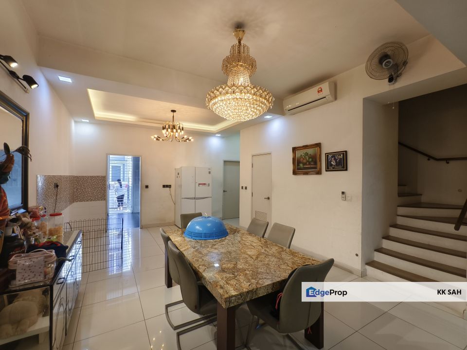 (FULL LOAN 22x75 RENOVATED) 2 STOREY SUPERLINK @ TROPICANA HEIGHTS, Selangor, Kajang