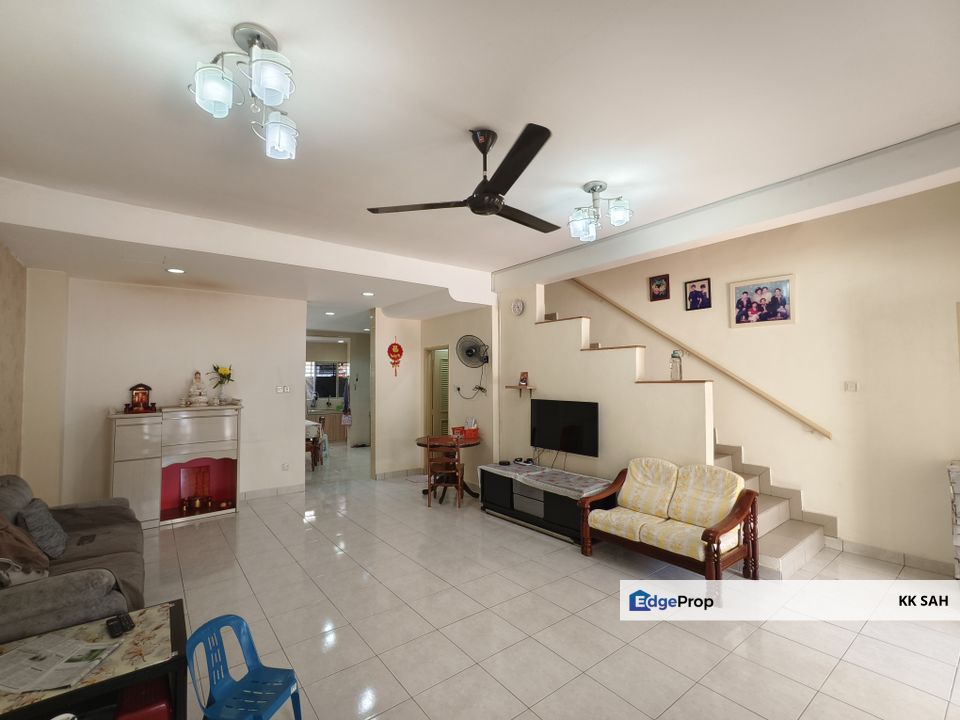 (FULLY RENOVATED + FACING OPEN) 2 STOREY @ TAMAN ANGGERIK PERDANA, BANDAR TEKNOLOGI KAJANG, Selangor, Kajang