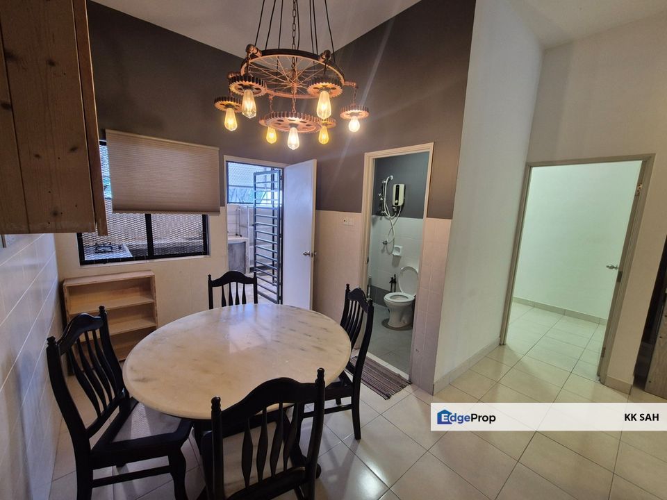 (FULLY RENOVATED END LOT) 2 STOREY @ HILLPARK 3, BANDAR TEKNOLOGI KAJANG, Selangor, Semenyih