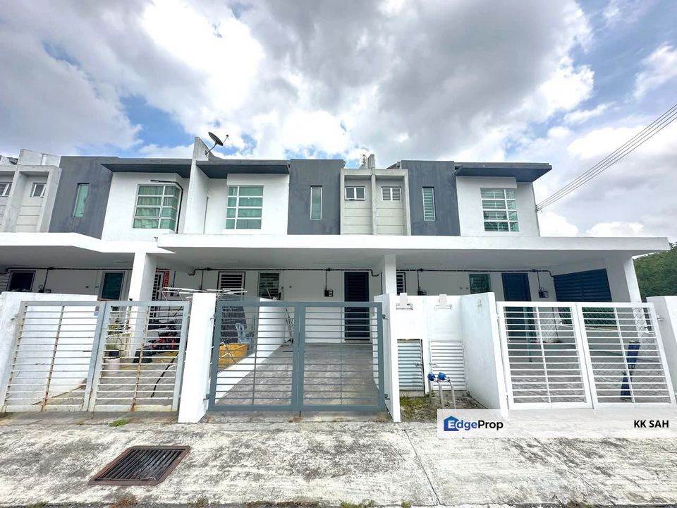 (FULL LOAN + FACING OPEN) TOWNHOUSE @ (KASEH HEIGHTS) TAMAN SEMENYIH MEWAH, Selangor, Semenyih