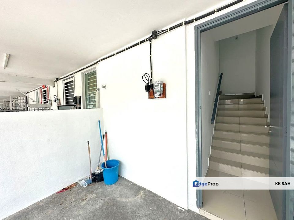 (FULL LOAN + FACING OPEN) TOWNHOUSE @ (KASEH HEIGHTS) TAMAN SEMENYIH MEWAH, Selangor, Semenyih
