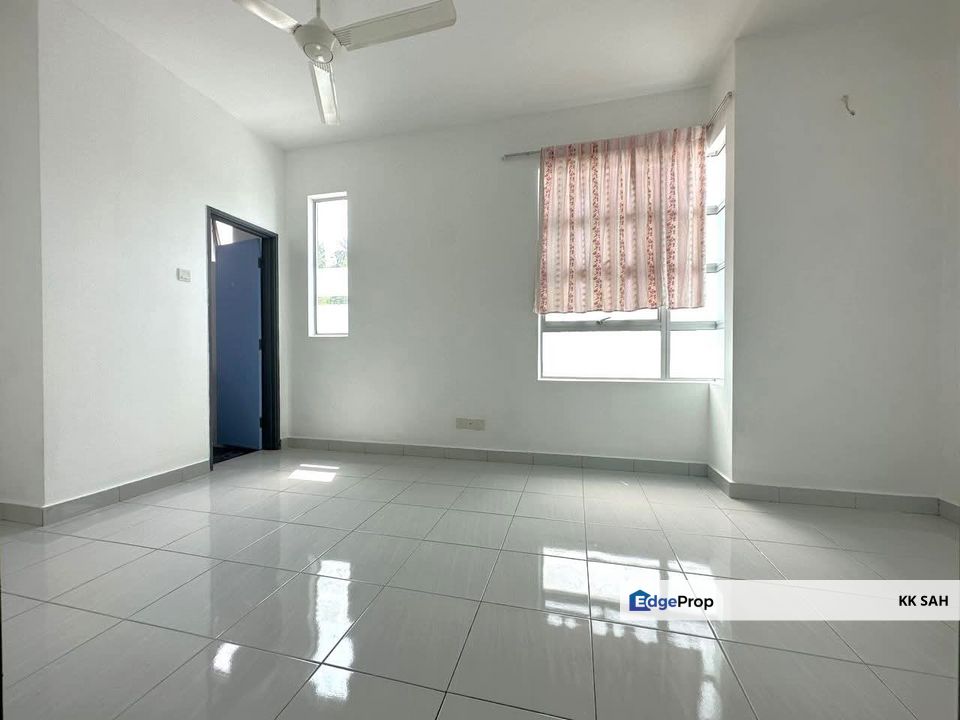 (FULL LOAN + FACING OPEN) TOWNHOUSE @ (KASEH HEIGHTS) TAMAN SEMENYIH MEWAH, Selangor, Semenyih