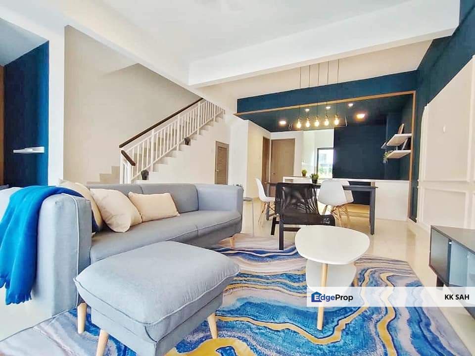 (FULLY RENOVATED) 2 STOREY @ DIAMOND CITY, SEMENYIH, Selangor, Semenyih