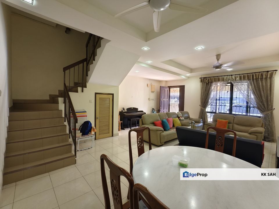 (MRT STATION 20x80 RENOVATED) 3 STOREY SUPERLINK @ TAMAN BUKIT KAJANG BARU, KAJANG, Selangor, Kajang