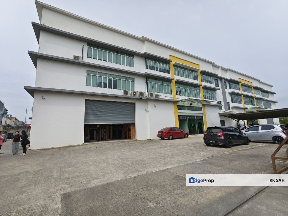 SEMI-D FACTORY WAREHOUSE @ BANDAR TEKNOLOGI KAJANG, Selangor, Kajang
