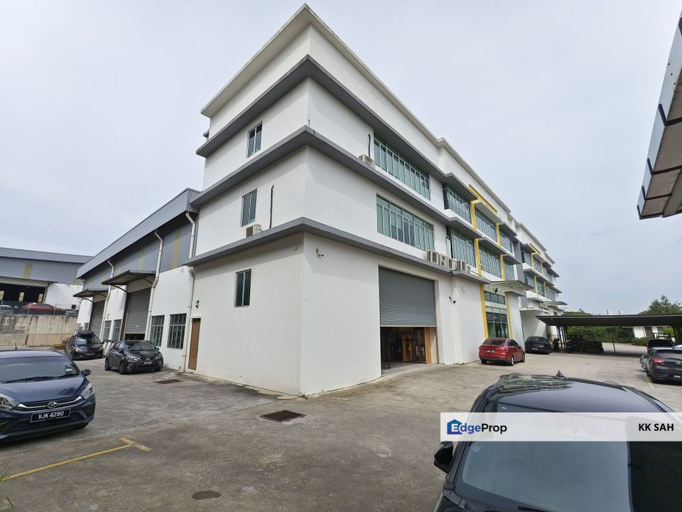 SEMI-D FACTORY WAREHOUSE @ BANDAR TEKNOLOGI KAJANG, Selangor, Kajang