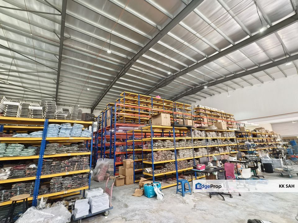 SEMI-D FACTORY WAREHOUSE @ BANDAR TEKNOLOGI KAJANG, Selangor, Kajang