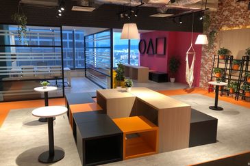 Menara EcoWorld (The Stride Strata Office @ BBCC)