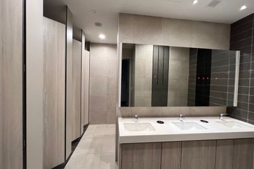 The MET Corporate Towers