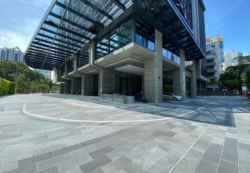 Plaza Conlay, Jalan Conlay