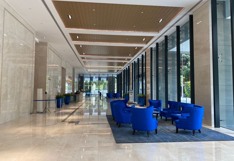 Plaza Conlay, Jalan Conlay