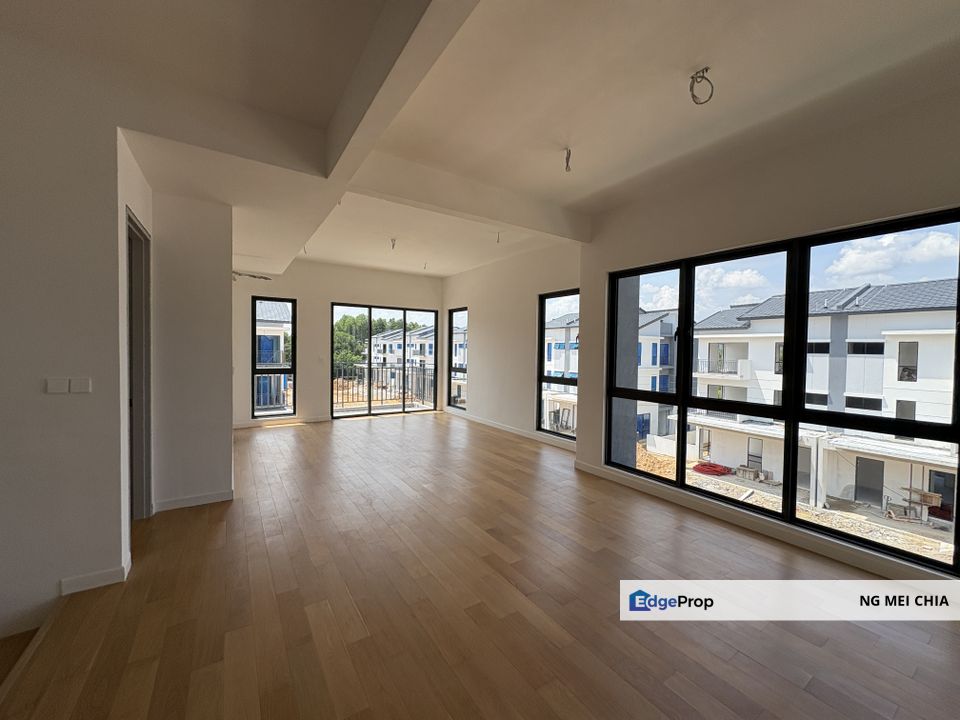 Kwasa Damansara Freehold luxury Semi-D, Modern design with clubhouse faciltiies, near City Centre and MRT stations, Selangor, Shah Alam