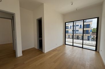 Daya Residence Kwasa Damansara