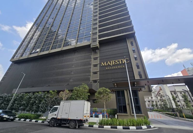 Majestic Residence