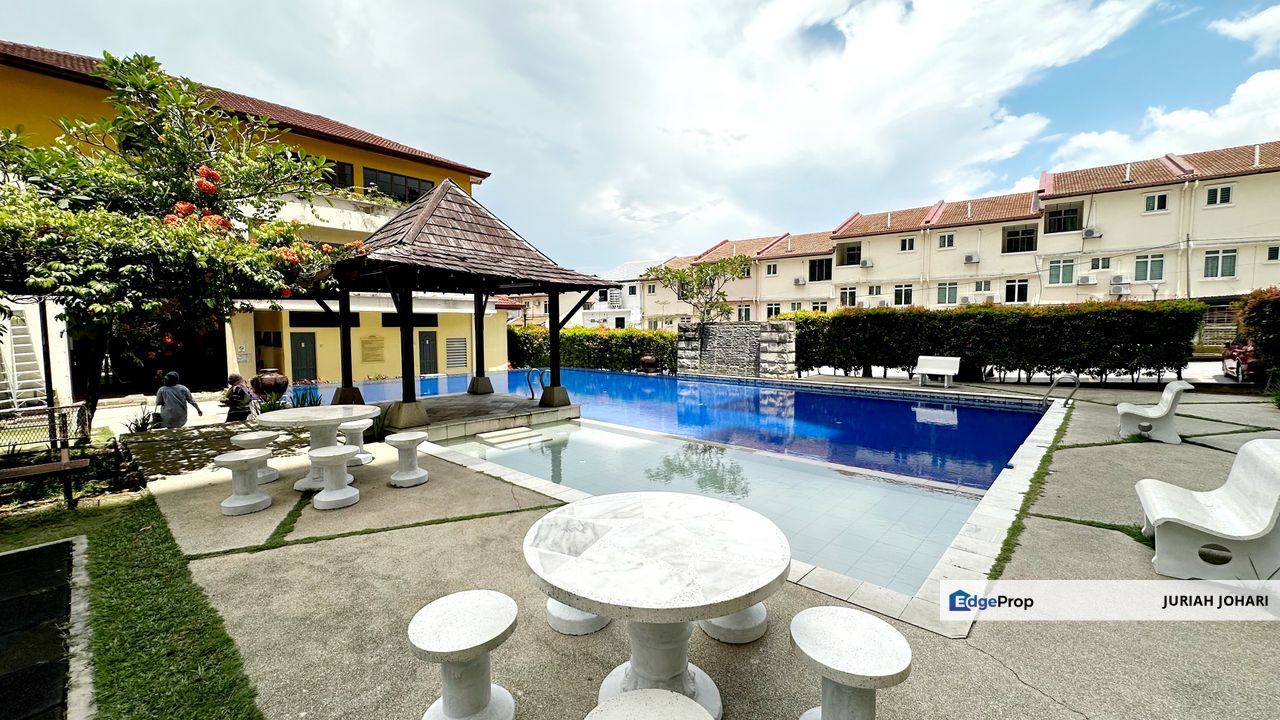 Serdang, Villa Pavillion Lower Level, Fully furnished, Selangor, Seri Kembangan