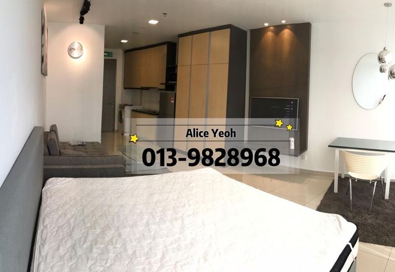 Pinnacle, Petaling Jaya