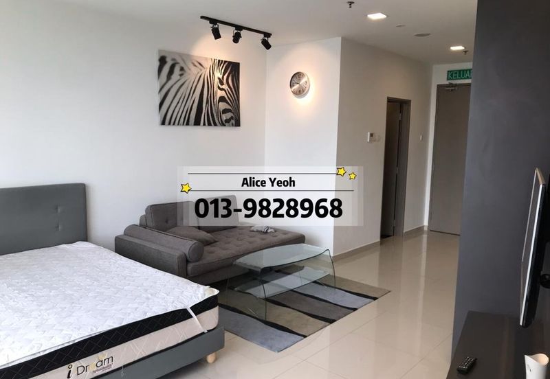 Pinnacle, Petaling Jaya