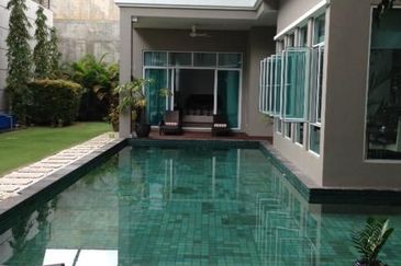 Bungalow with Private Pool @ Kenny Hills (Bukit Tunku)
