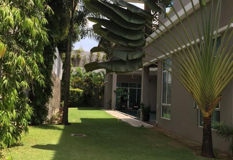 Bungalow with Private Pool @ Kenny Hills (Bukit Tunku)