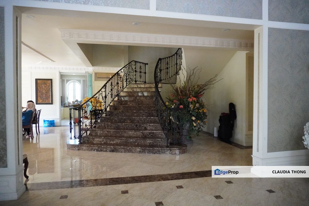 Luxury Bungalow with Private Pool & Big Garden in Taman Mela, Kuala Lumpur, Taman Melawati