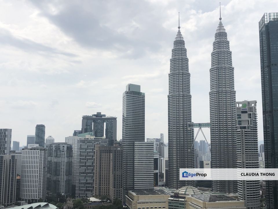 Luxury 3+1 Condo with Twin Towers View & Private Lift in Kuala Lumpur, Kuala Lumpur, KLCC