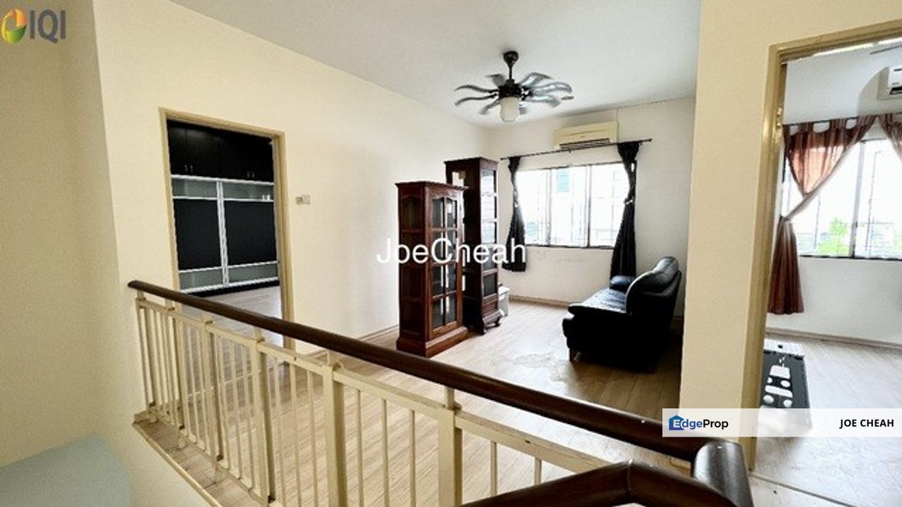 Semi D House For Sale D'Alpinia next to 16 Sierra , Selangor, Puchong South
