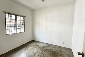 Pusat Bandar Putra Permai