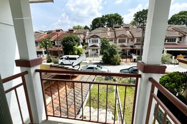 Pusat Bandar Putra Permai