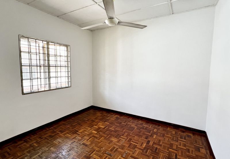 Pusat Bandar Putra Permai