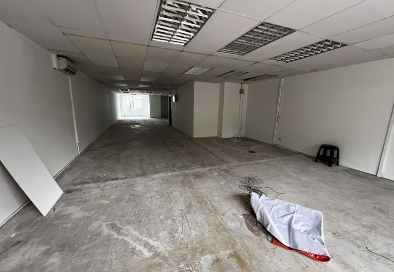 Sunway 3 Storey Shop Facing The Main Road Sale RM2.3m Jalan PJS 8/8 Sunway Mentari