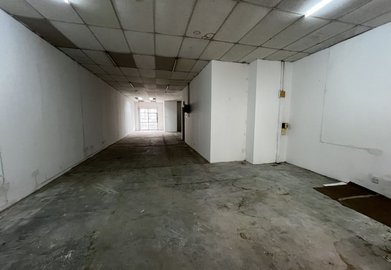 Sunway 3 Storey Shop Facing The Main Road Sale RM2.3m Jalan PJS 8/8 Sunway Mentari
